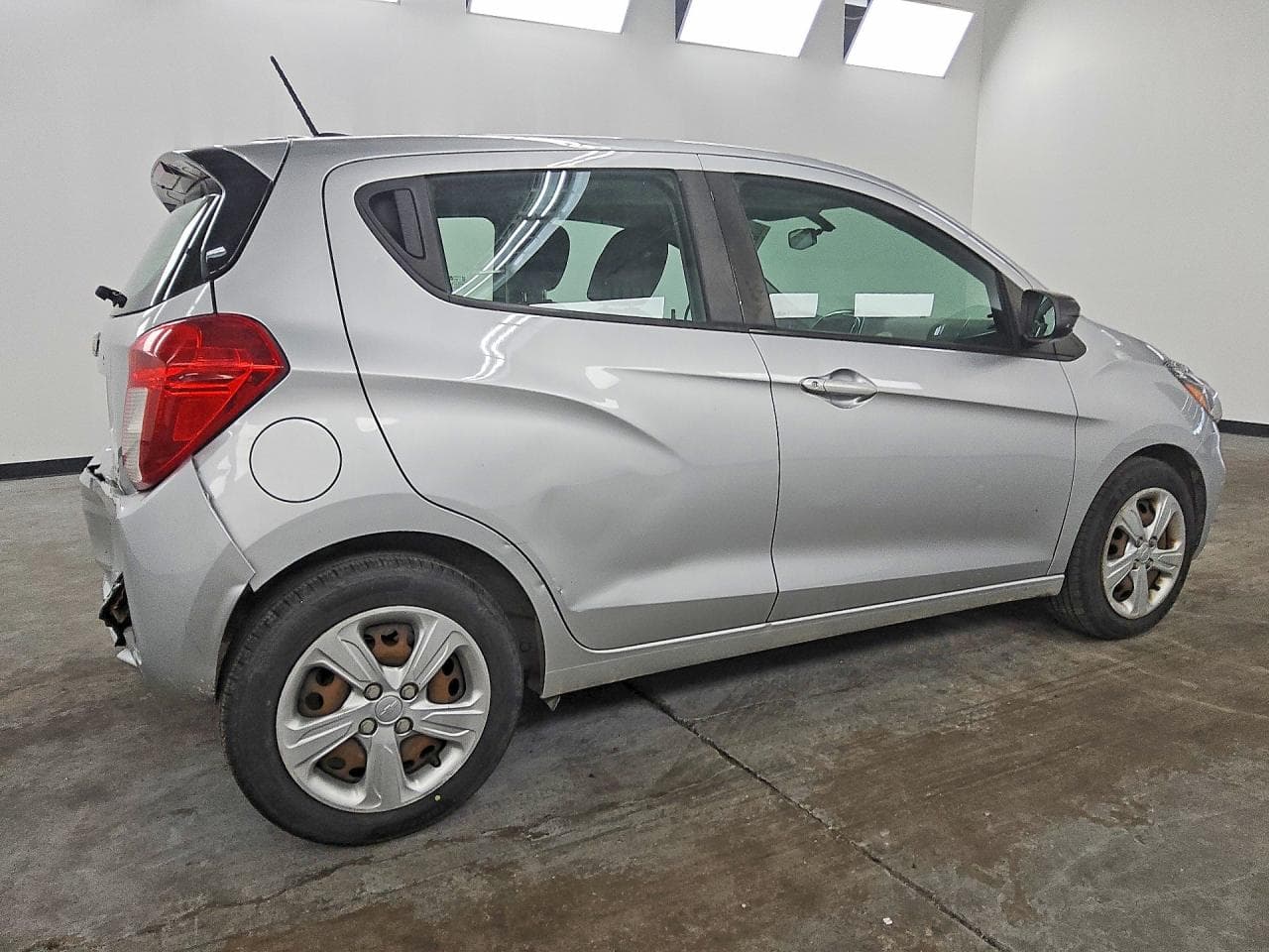 2019 Chevrolet Spark Ls - foto 3