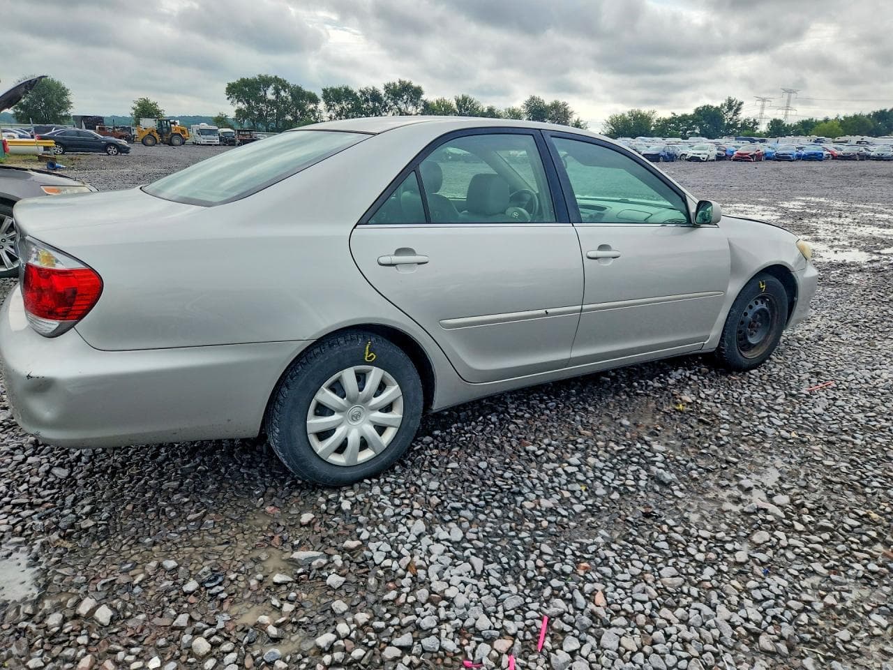 2005 Toyota Camry Le - foto 3