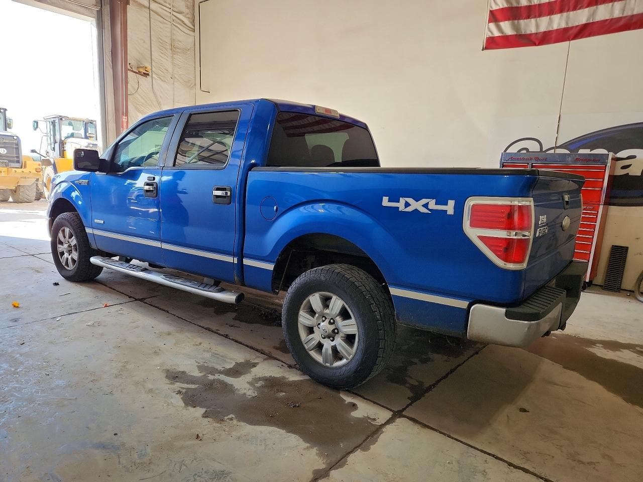 2011 Ford F150 Supercrew - foto 2