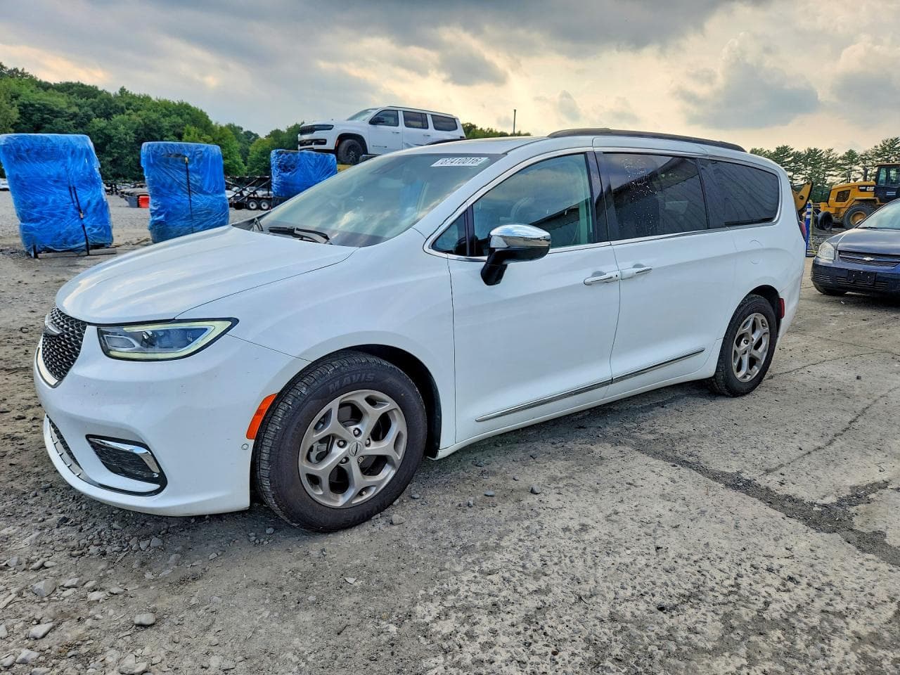 Chrysler Pacifica 2023 z USA