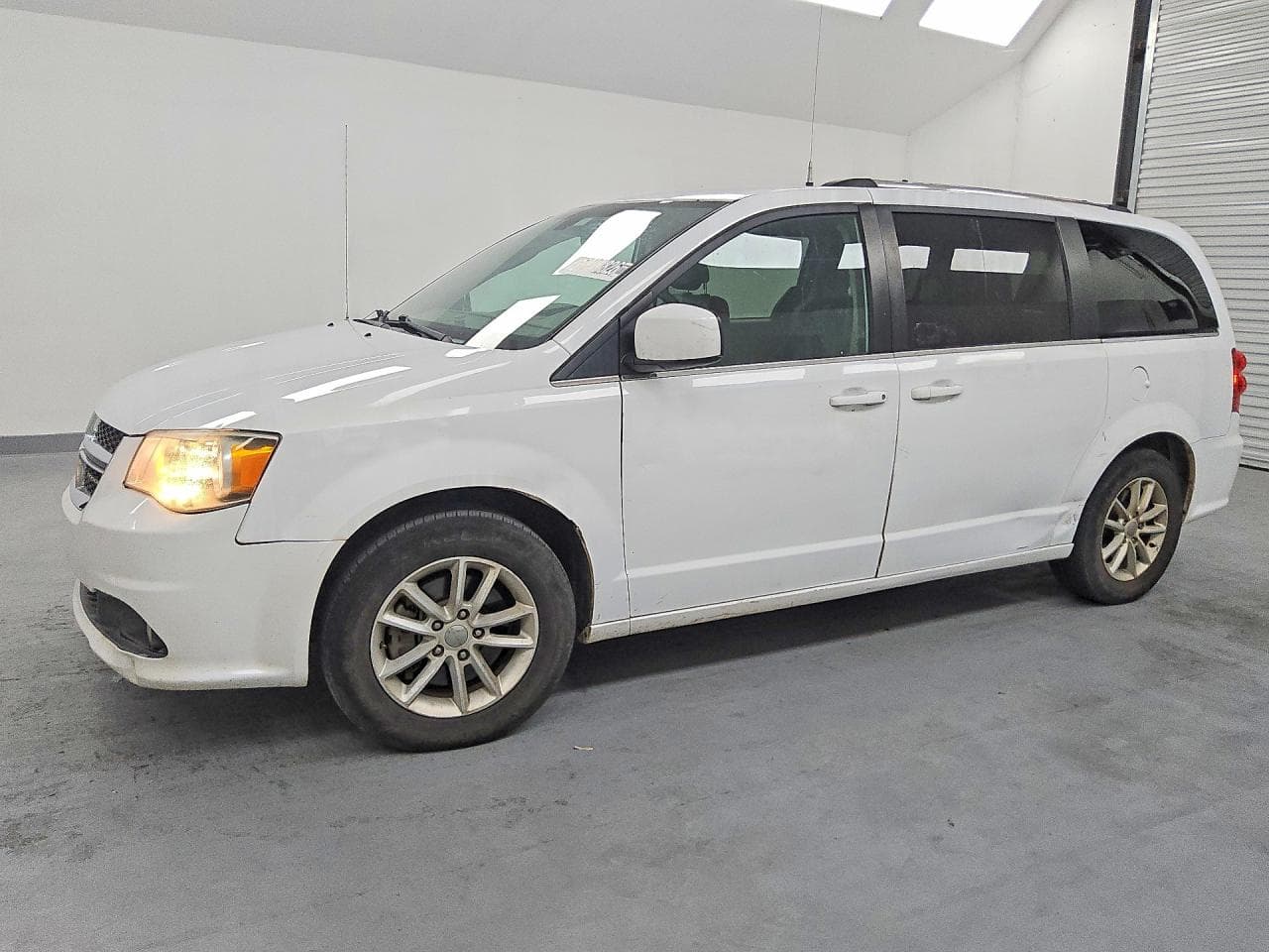 Dodge Caravan 2019 z USA