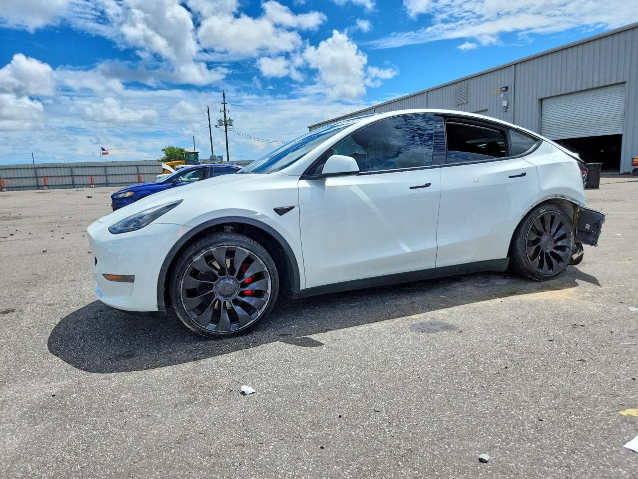 Tesla Model Y 2022 z USA