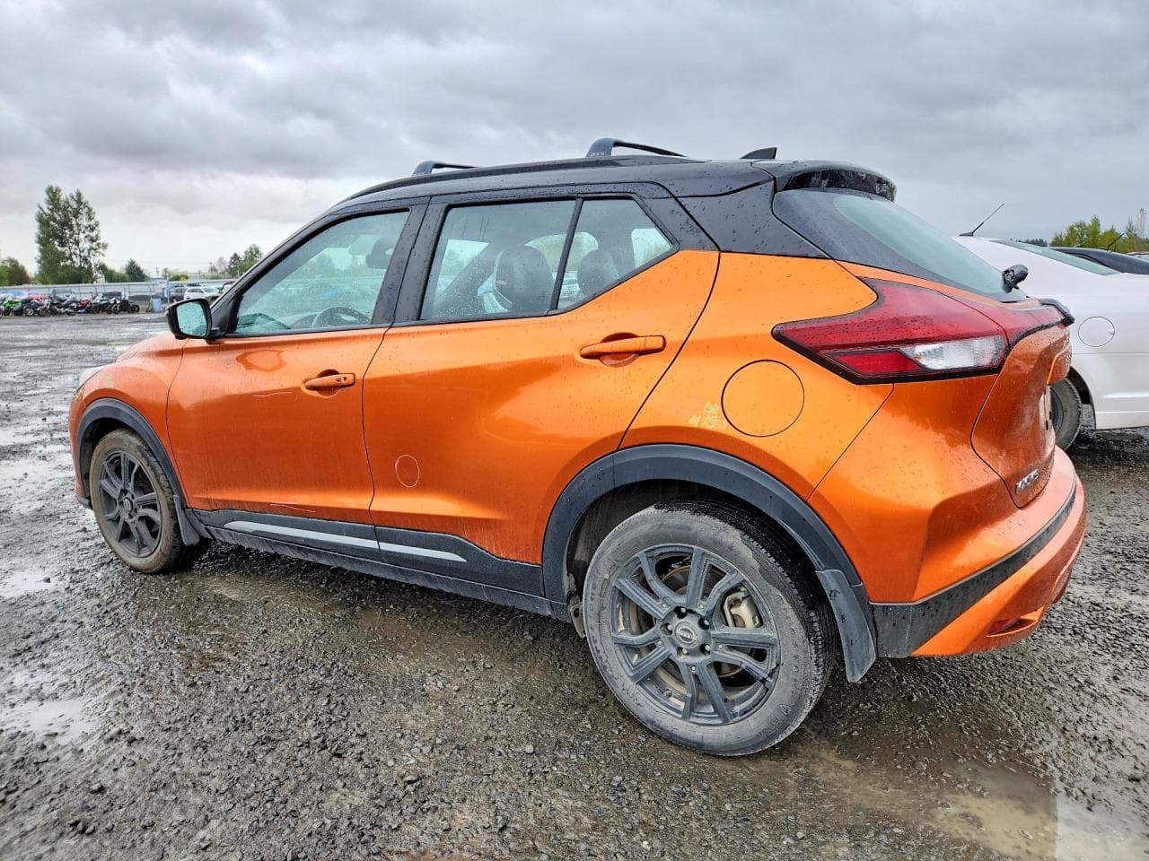2023 Nissan Kicks Sr - foto 2