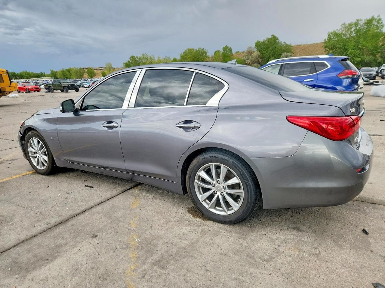 2014 Infiniti Q50 Premium - foto 2