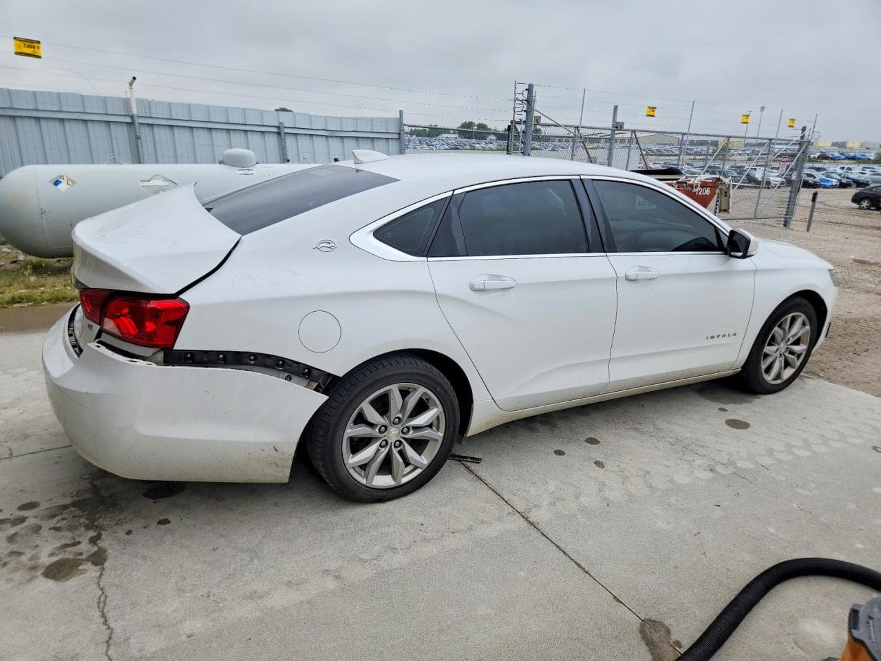 2017 Chevrolet Impala Lt - foto 3