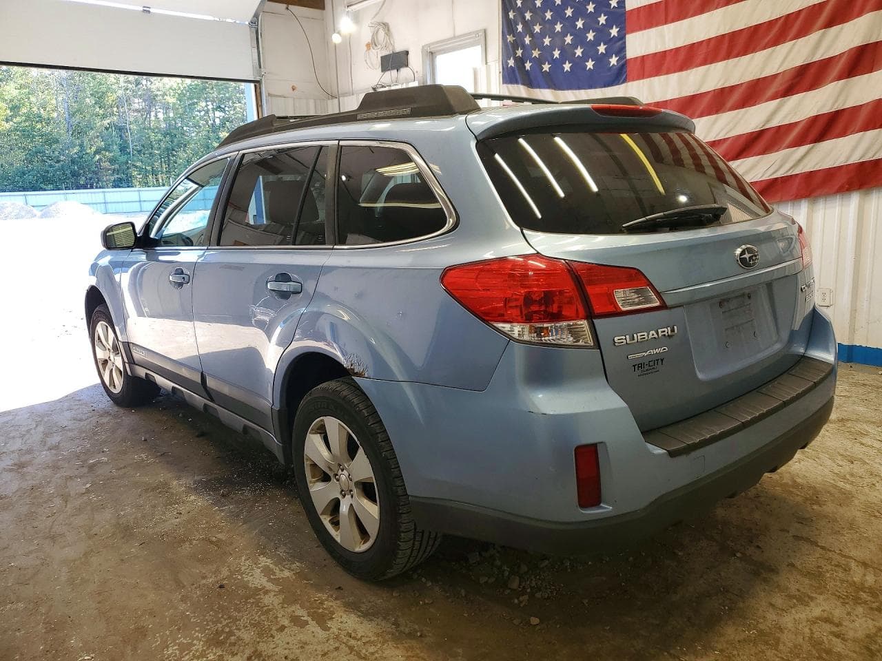 2011 Subaru Outback 2.5I Premium - foto 2