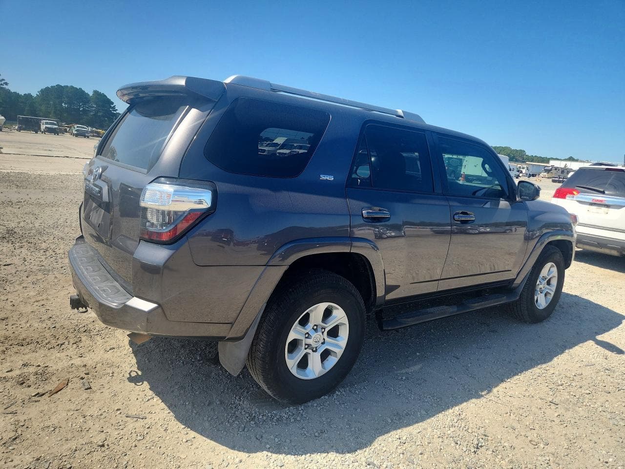 2017 Toyota 4Runner Sr5 - foto 3