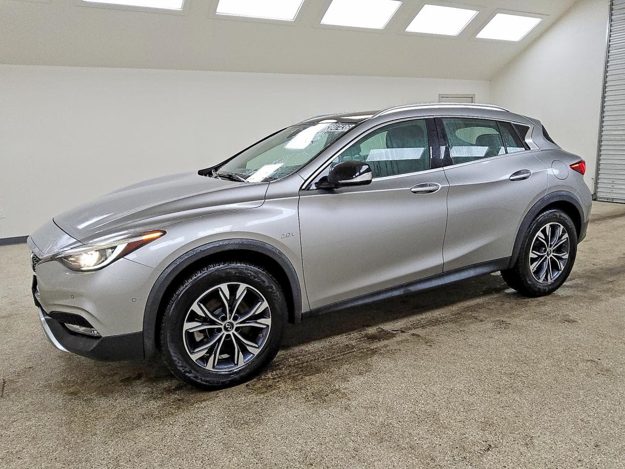 Infiniti QX30 2018 z USA