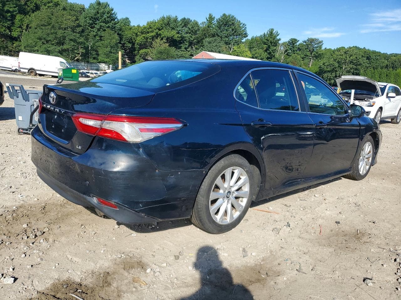 2018 Toyota Camry Le - foto 3