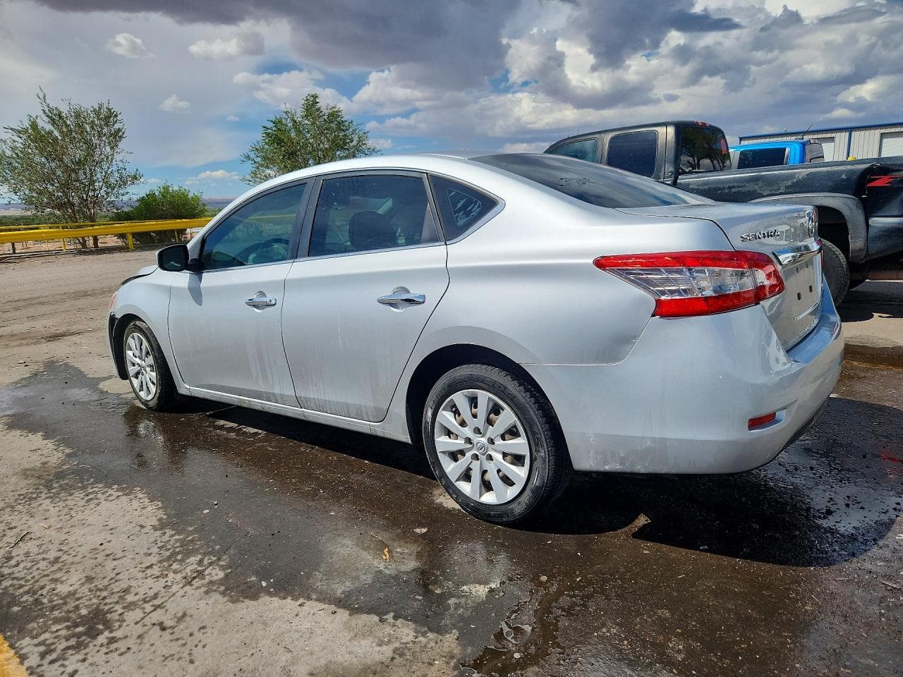 2014 Nissan Sentra S - foto 2