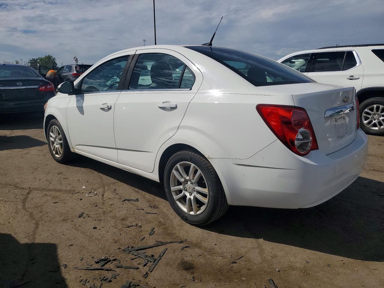 2012 Chevrolet Sonic Lt - foto 2