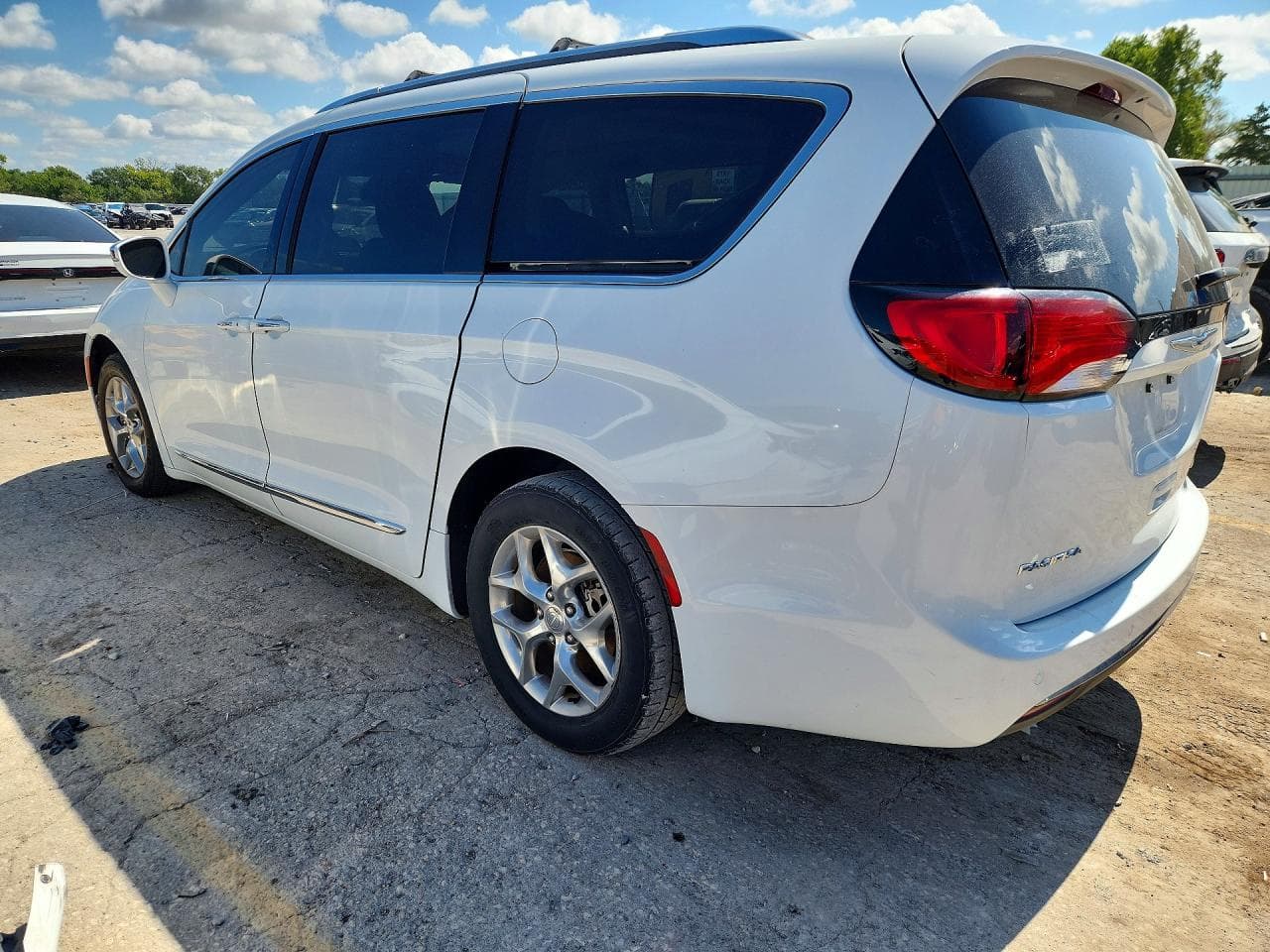 2018 Chrysler Pacifica Limited - foto 2
