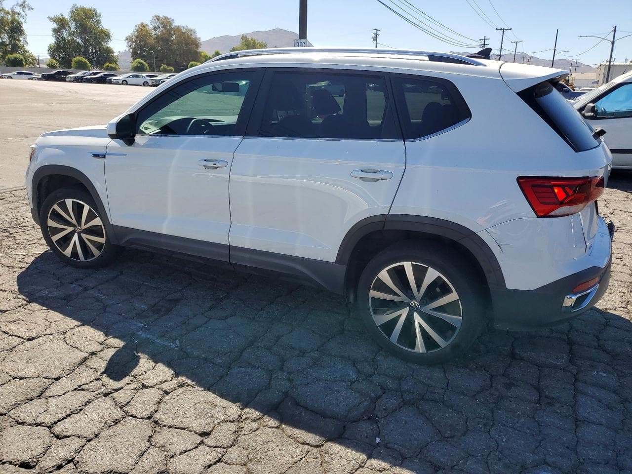 2022 Volkswagen Taos Se - foto 2