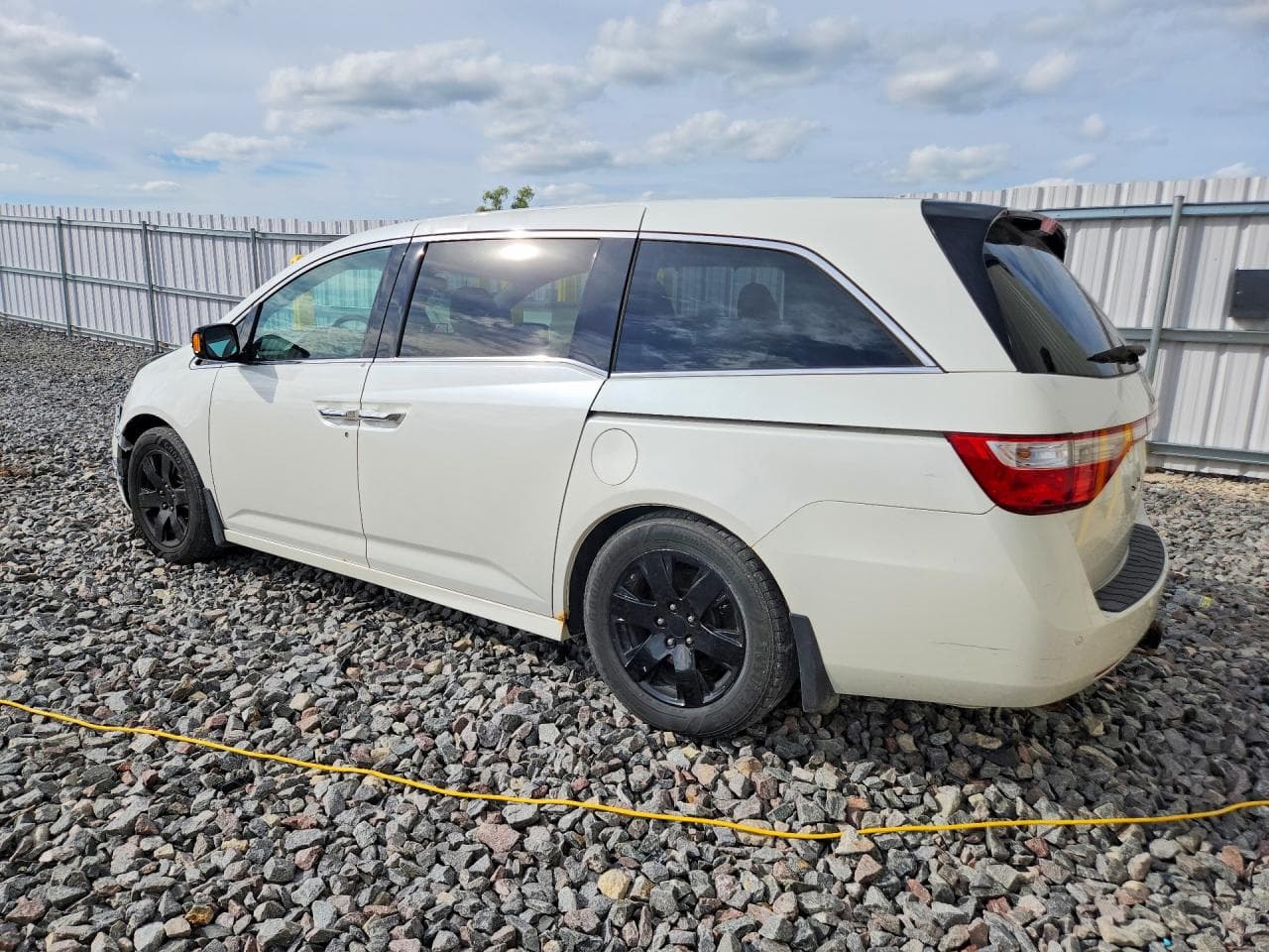 2012 Honda Odyssey Touring - foto 2