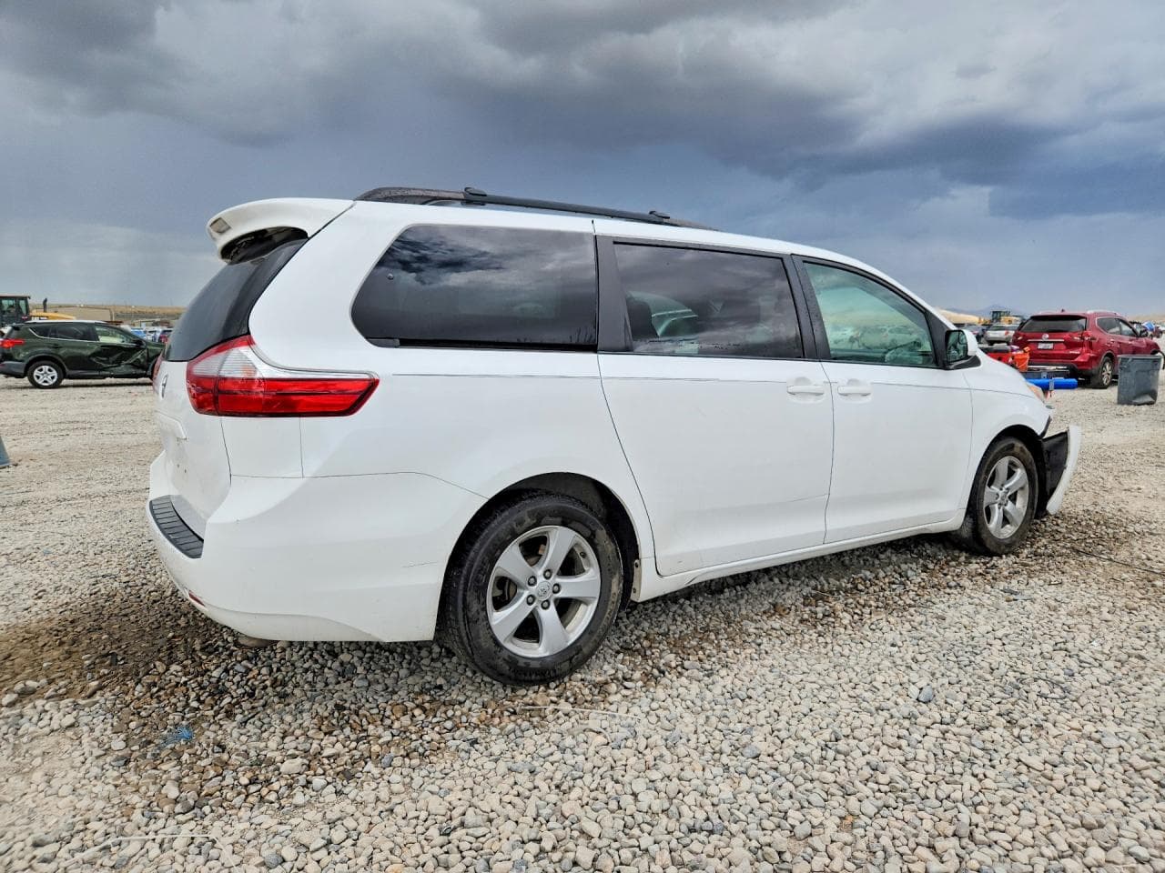 2015 Toyota Sienna Le - foto 3