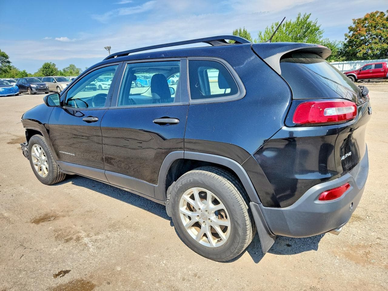 2015 Jeep Cherokee Sport - foto 2
