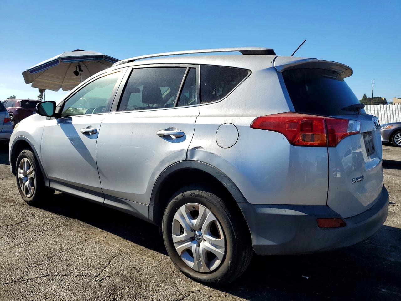 2015 Toyota Rav4 Le - foto 2