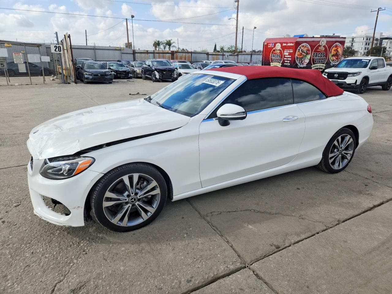 Mercedes-Benz C-klasse 2018 z USA