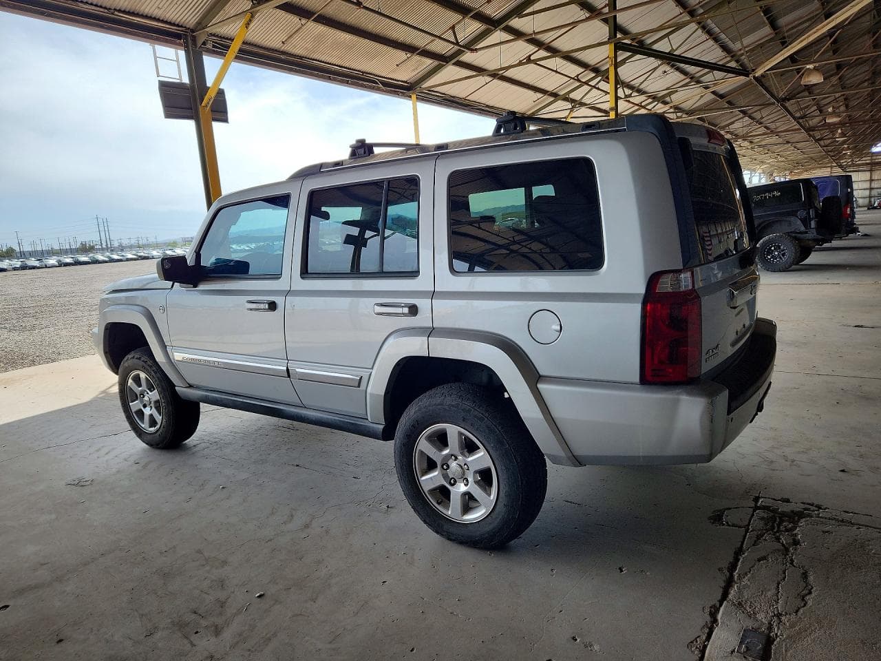 2007 Jeep Commander Limited - foto 2