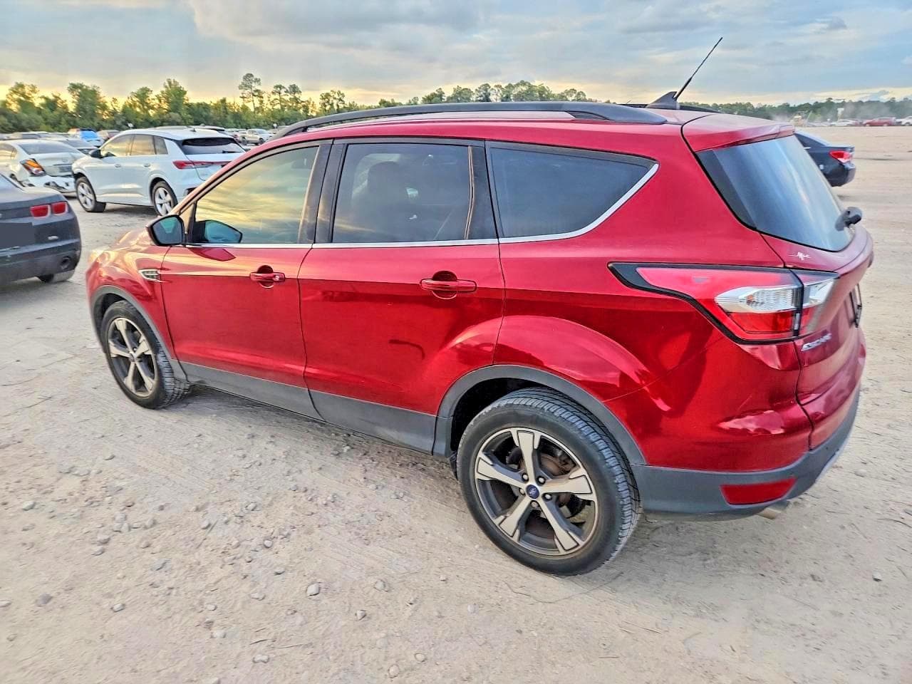2018 Ford Escape Sel - foto 2