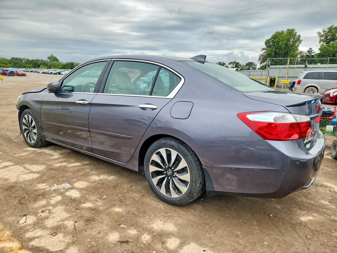2014 Honda Accord Touring Hybrid - foto 2