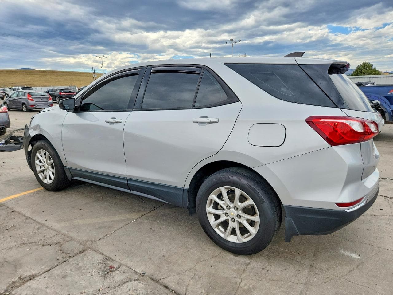 2018 Chevrolet Equinox Ls - foto 2
