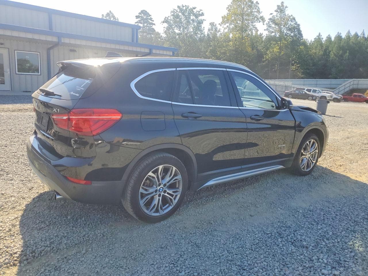 2017 BMW X1 xDrive28I - foto 3