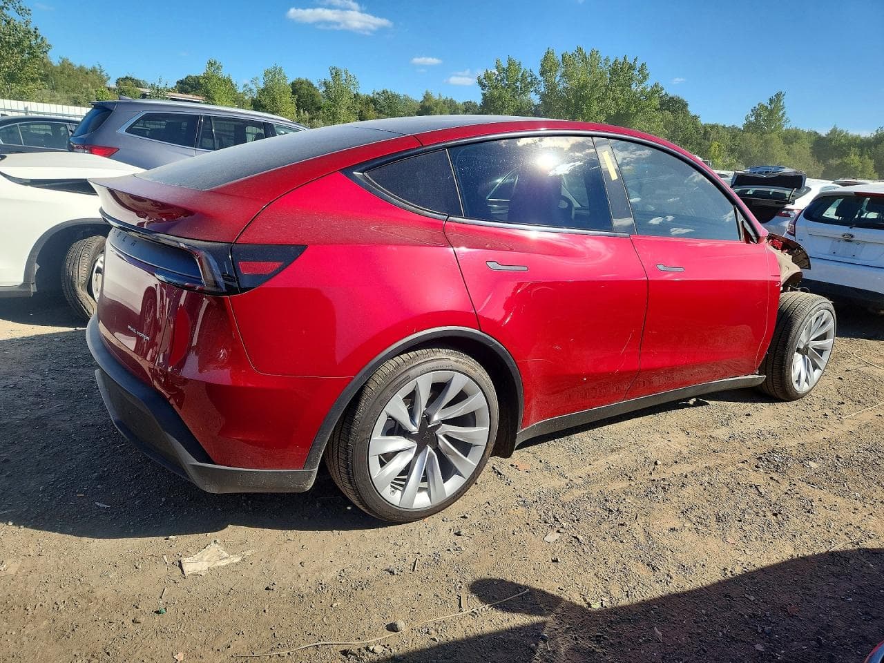 2026 Tesla Model Y - foto 3
