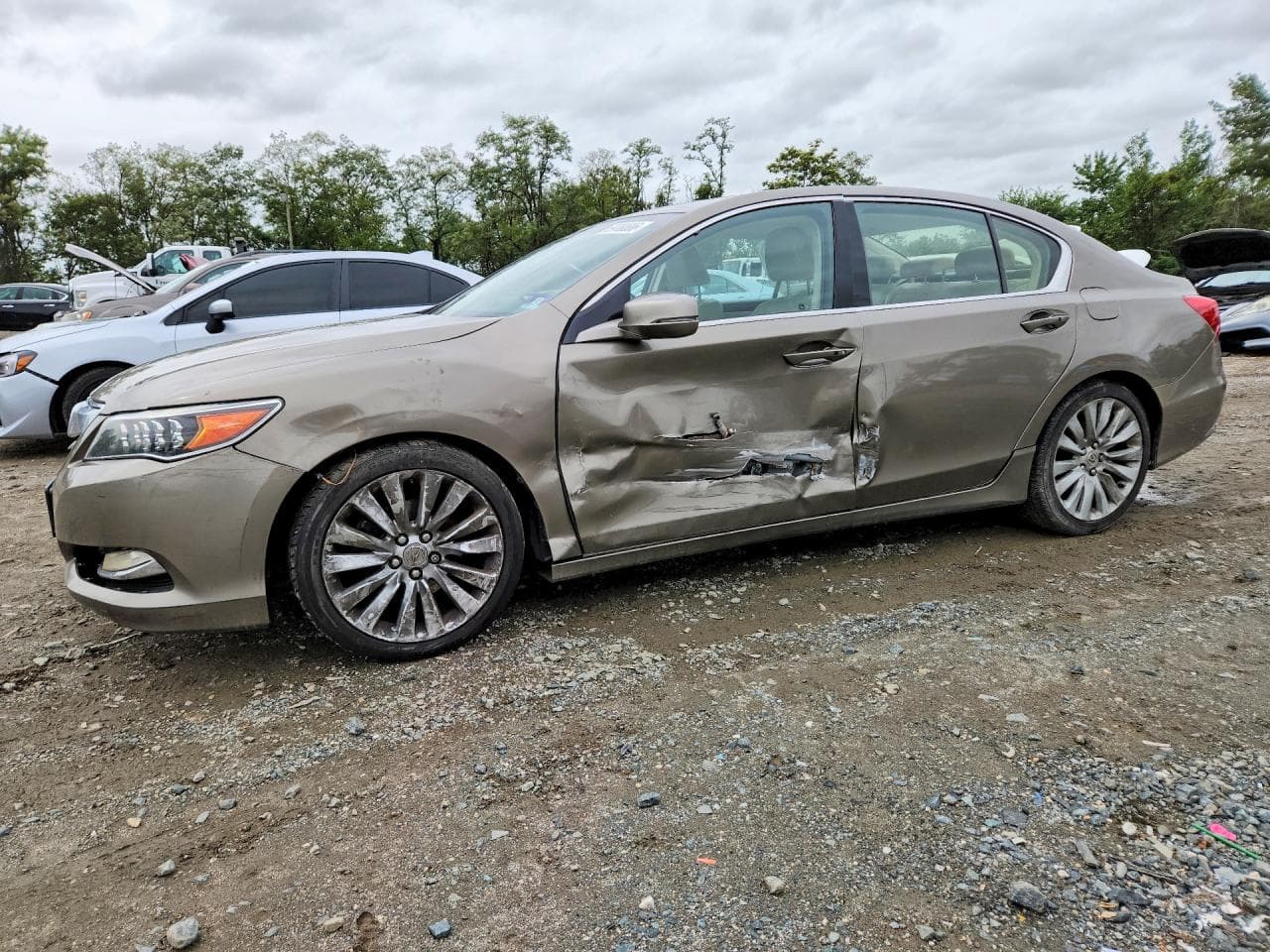 Acura RLX 2015 z USA