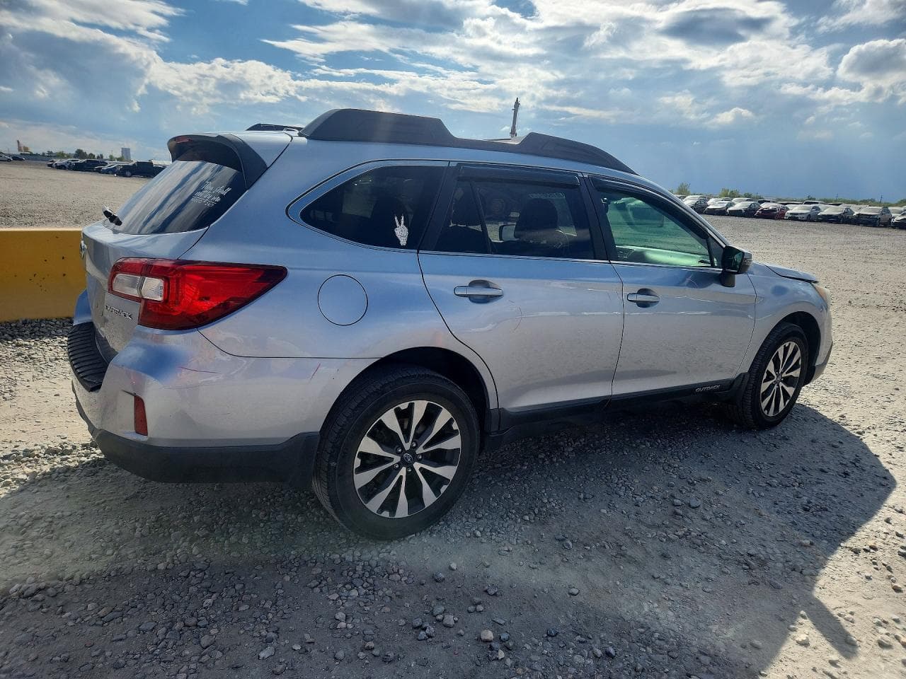 2015 Subaru Outback 2.5I Limited - foto 3