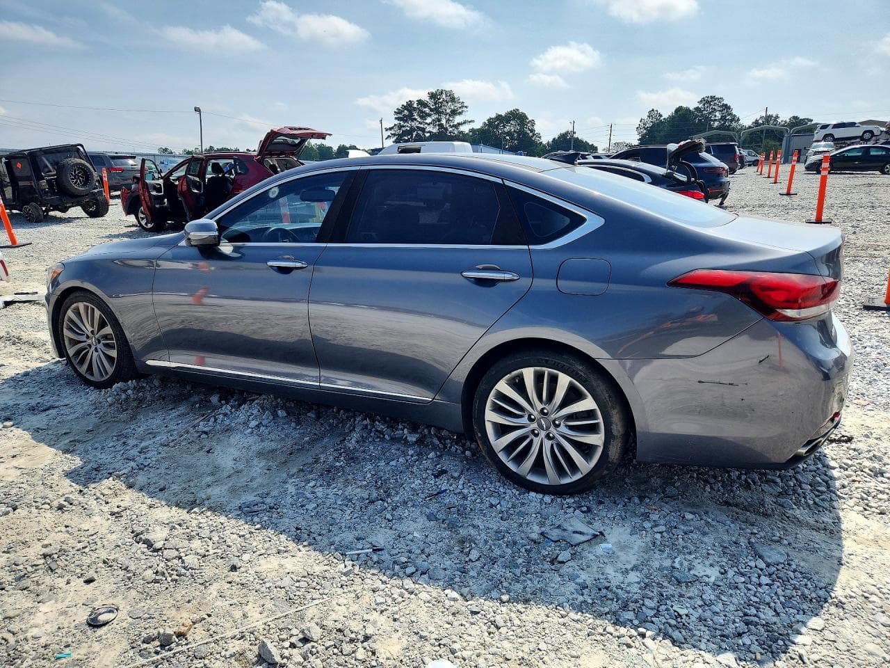 2015 Hyundai Genesis 5.0L - foto 2
