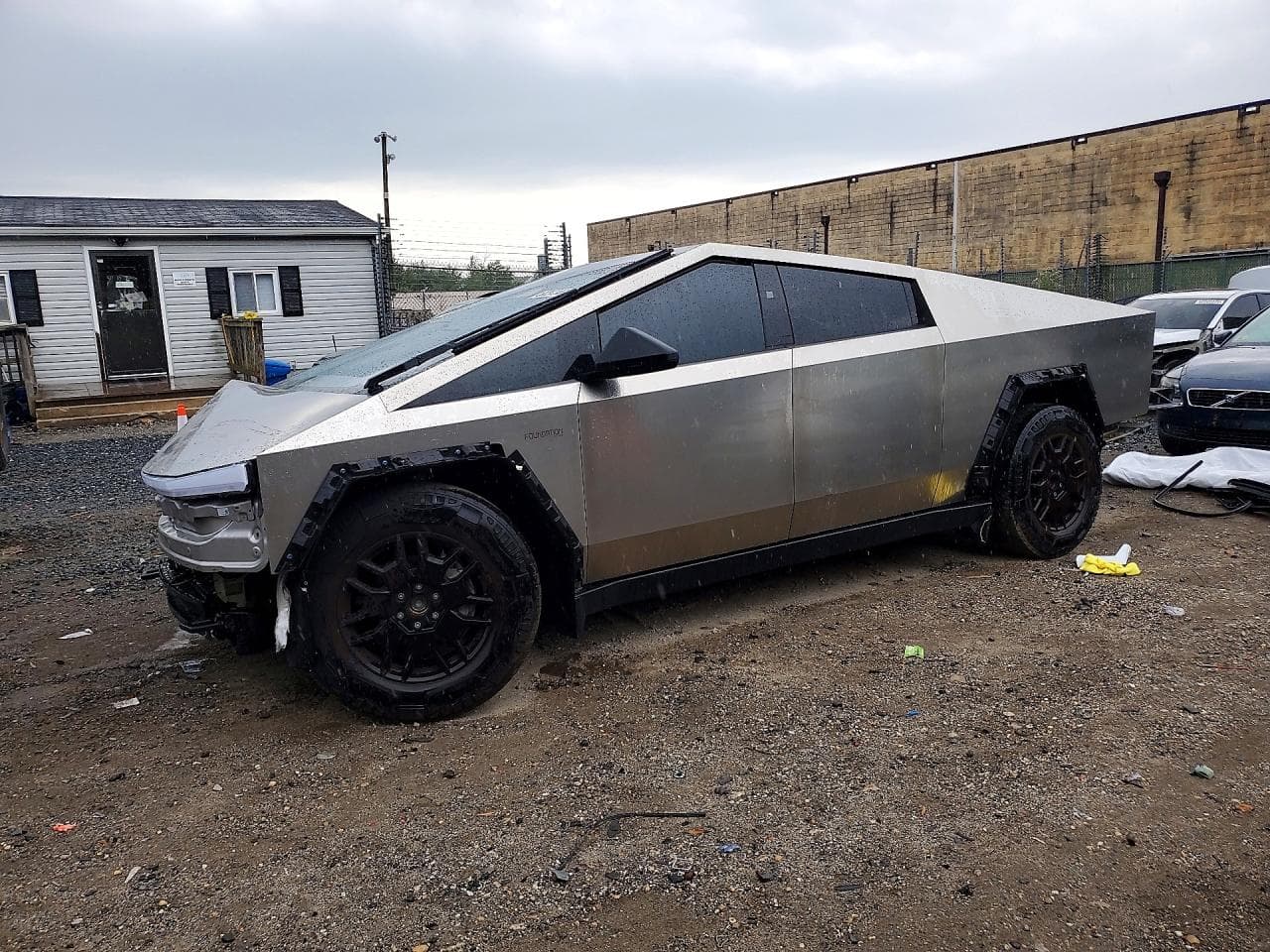 Tesla Cybertruck 2024 z USA