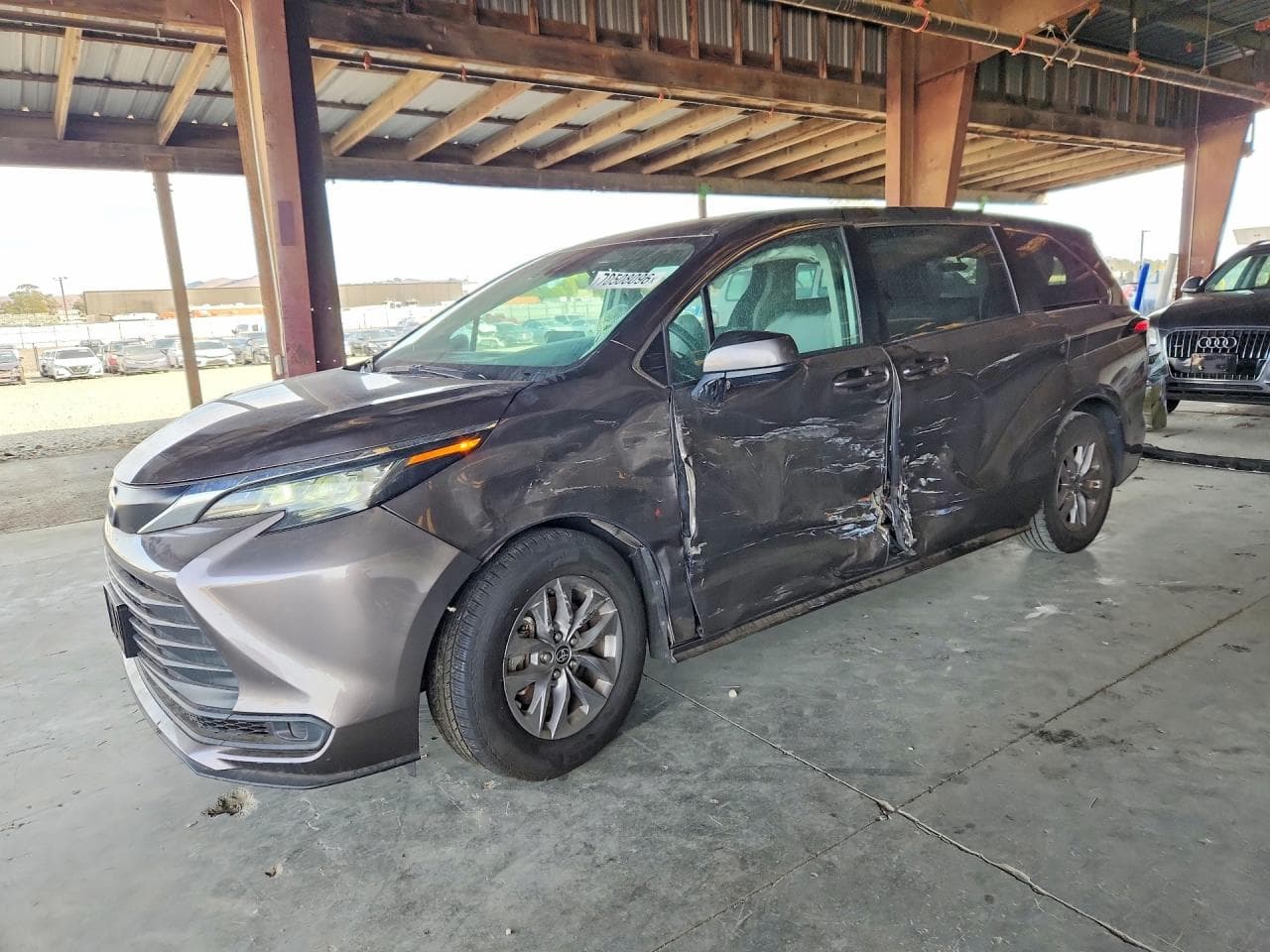 Toyota Sienna 2022 z USA