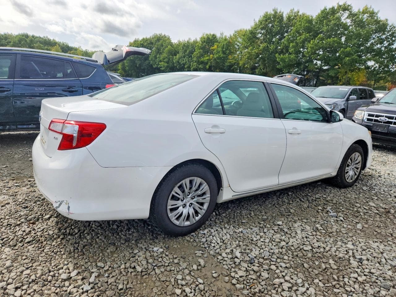 2013 Toyota Camry Le - foto 3
