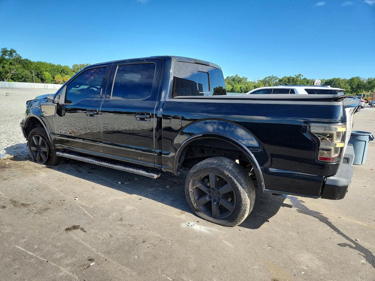 2017 Ford F150 Supercrew - foto 2