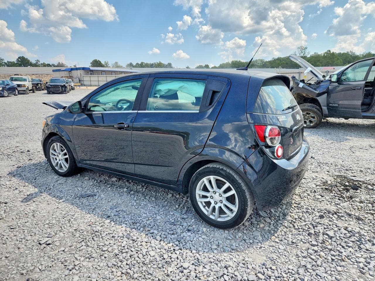 2013 Chevrolet Sonic Lt - foto 2
