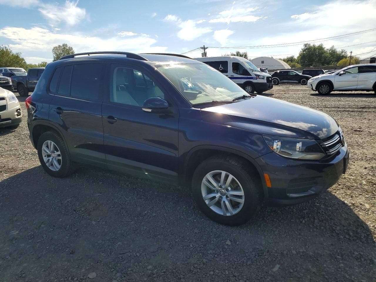 2016 Volkswagen Tiguan S - foto 4