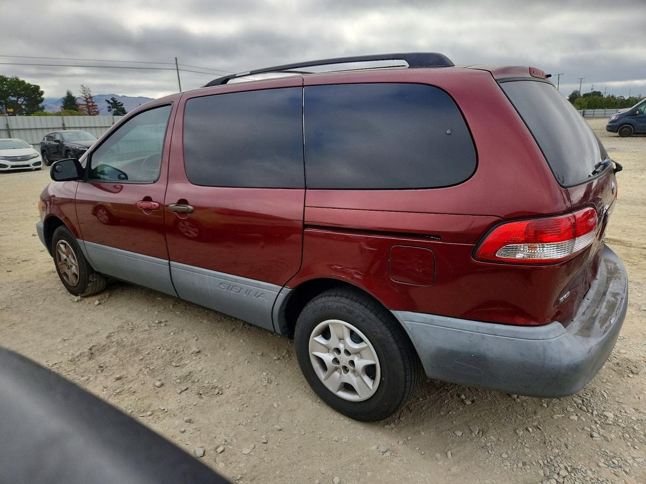 2002 Toyota Sienna Le - foto 2