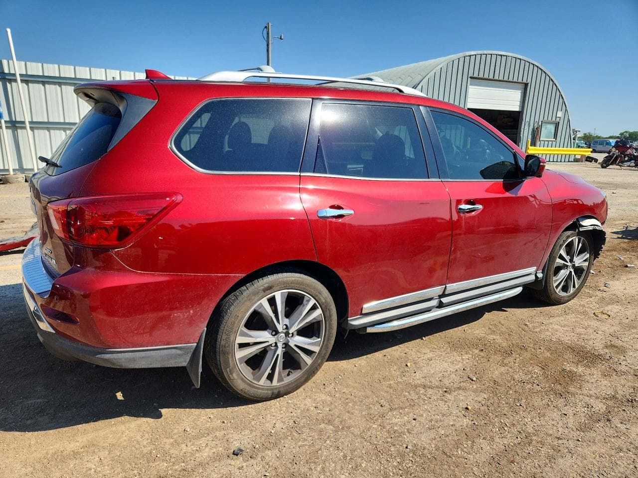 2020 Nissan Pathfinder Platinum - foto 3