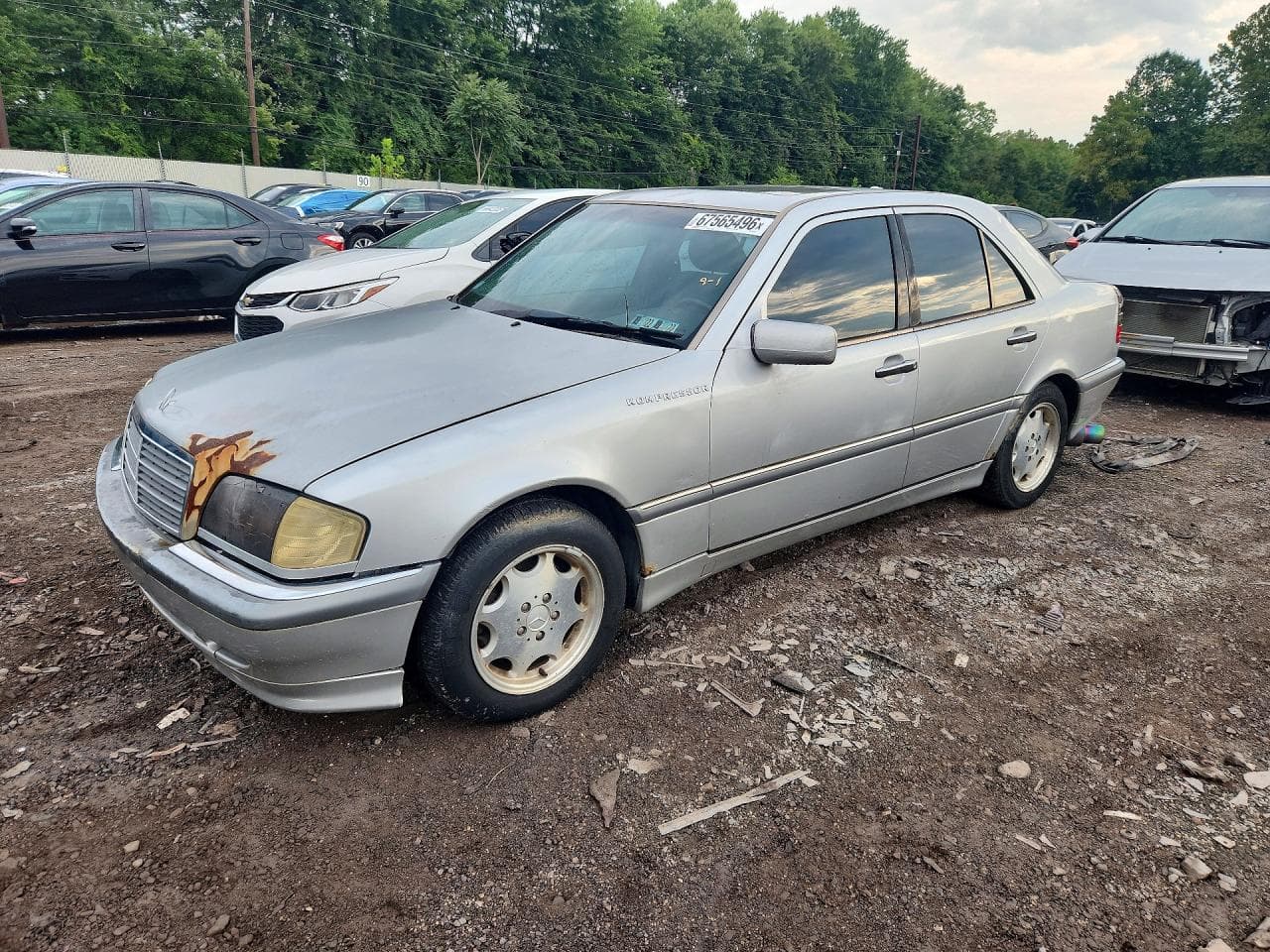 Mercedes-Benz C-klasse 2000 z USA