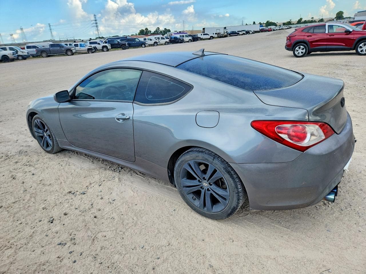 2010 Hyundai Genesis Coupe 2.0T - foto 2