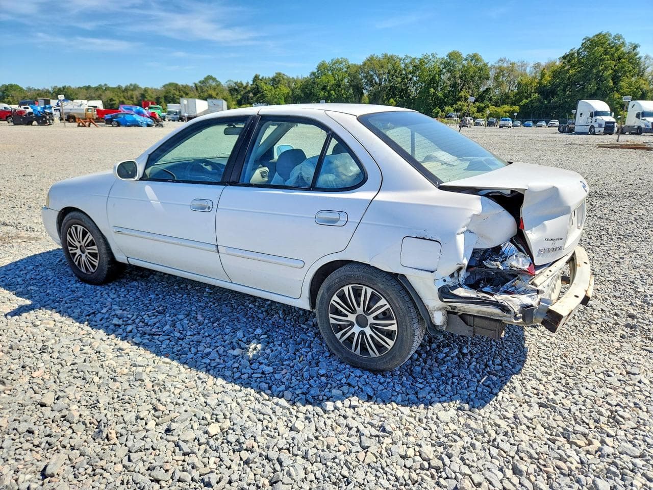 2004 Nissan Sentra 1.8 - foto 2
