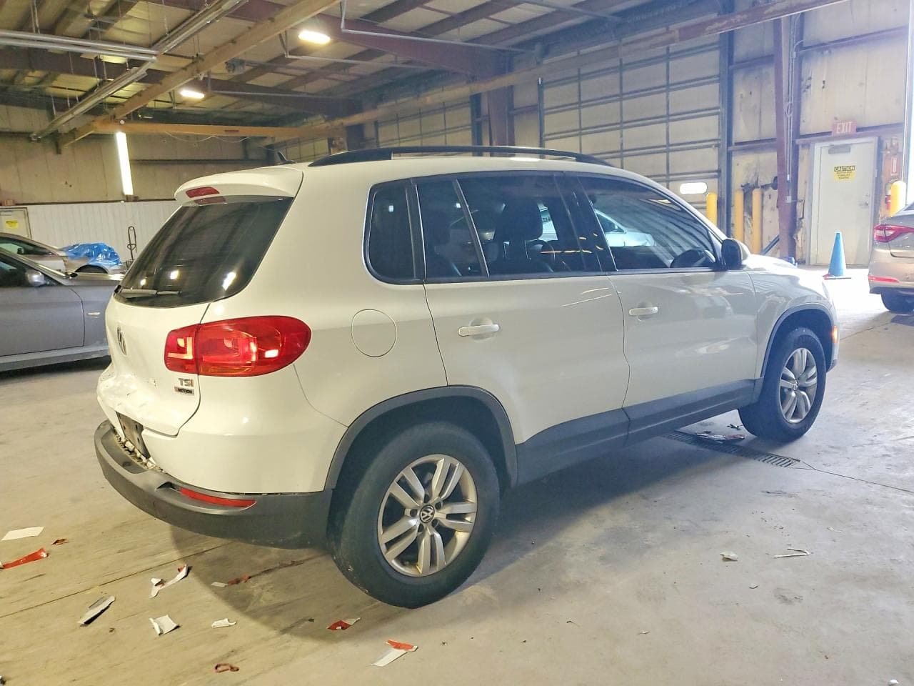 2016 Volkswagen Tiguan S - foto 3