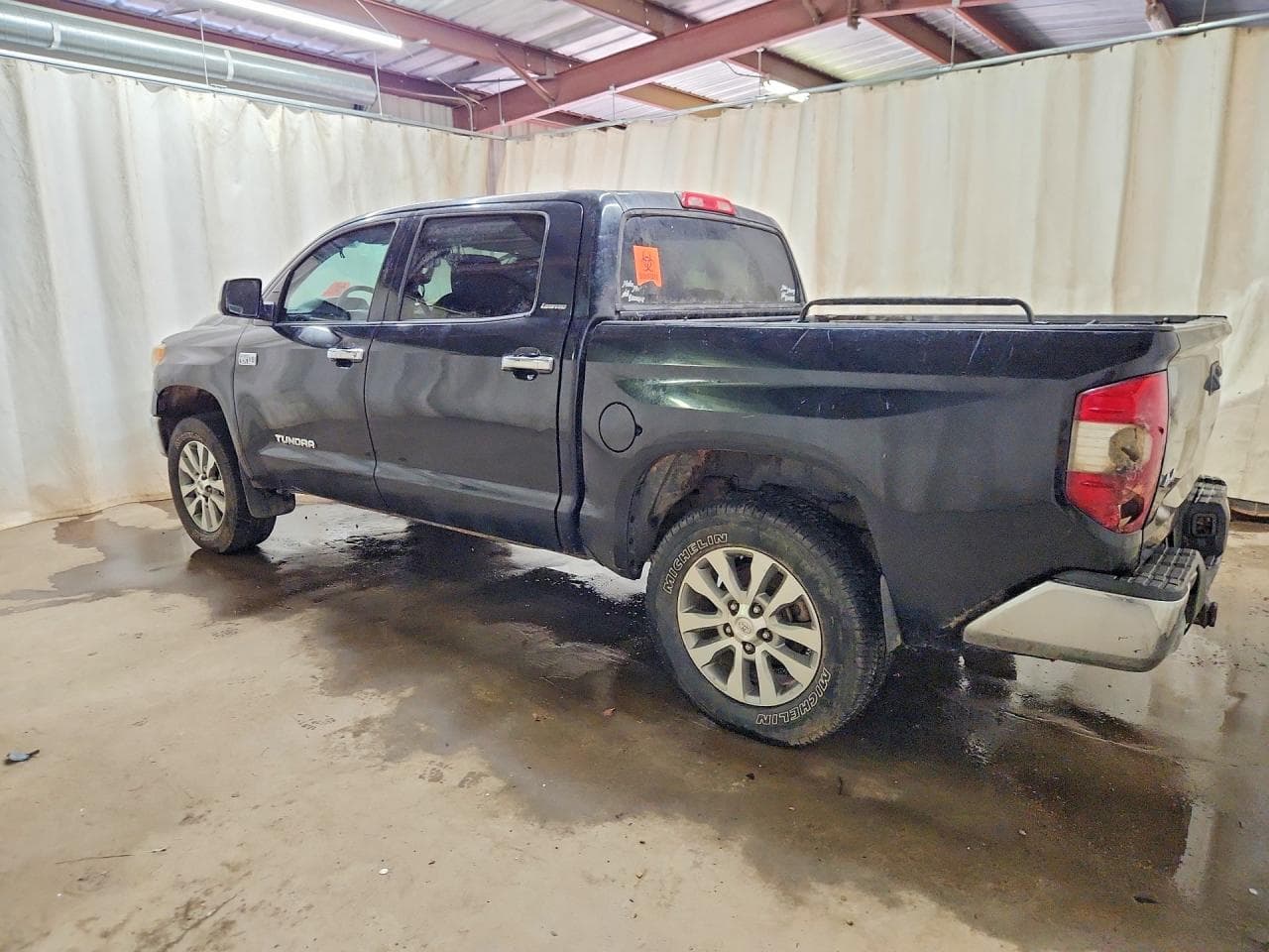 2015 Toyota Tundra Crewmax Limited - foto 2