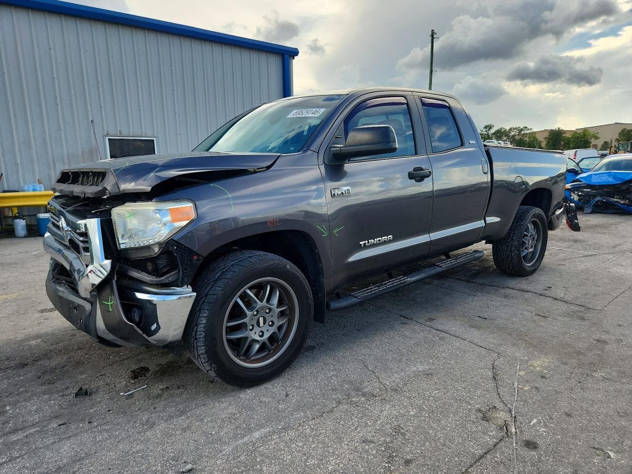 2016 Toyota Tundra Sr5