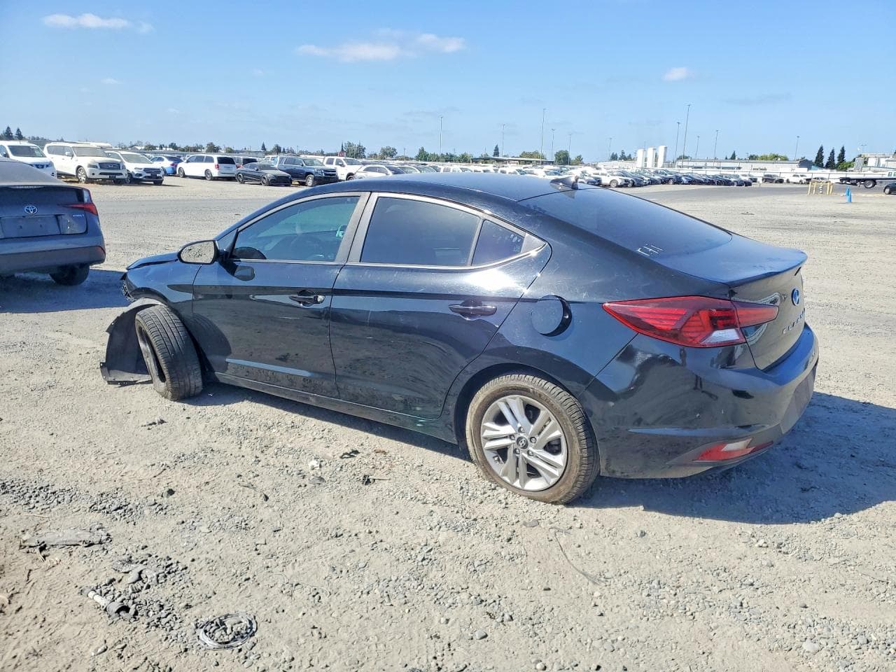 2019 Hyundai Elantra Sel - foto 2