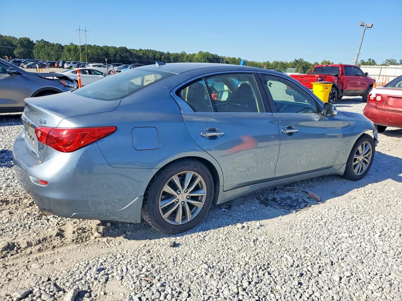 2017 Infiniti Q50 3.0T Premium - foto 3