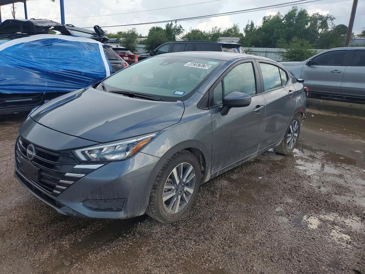 2025 Nissan Versa Sv