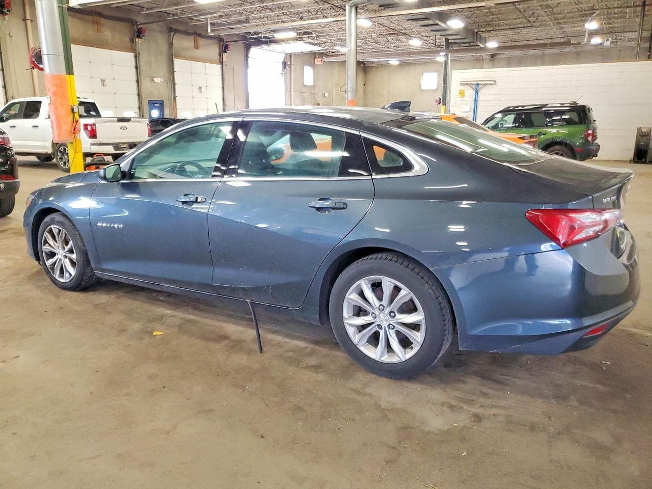 2021 Chevrolet Malibu Lt - foto 2