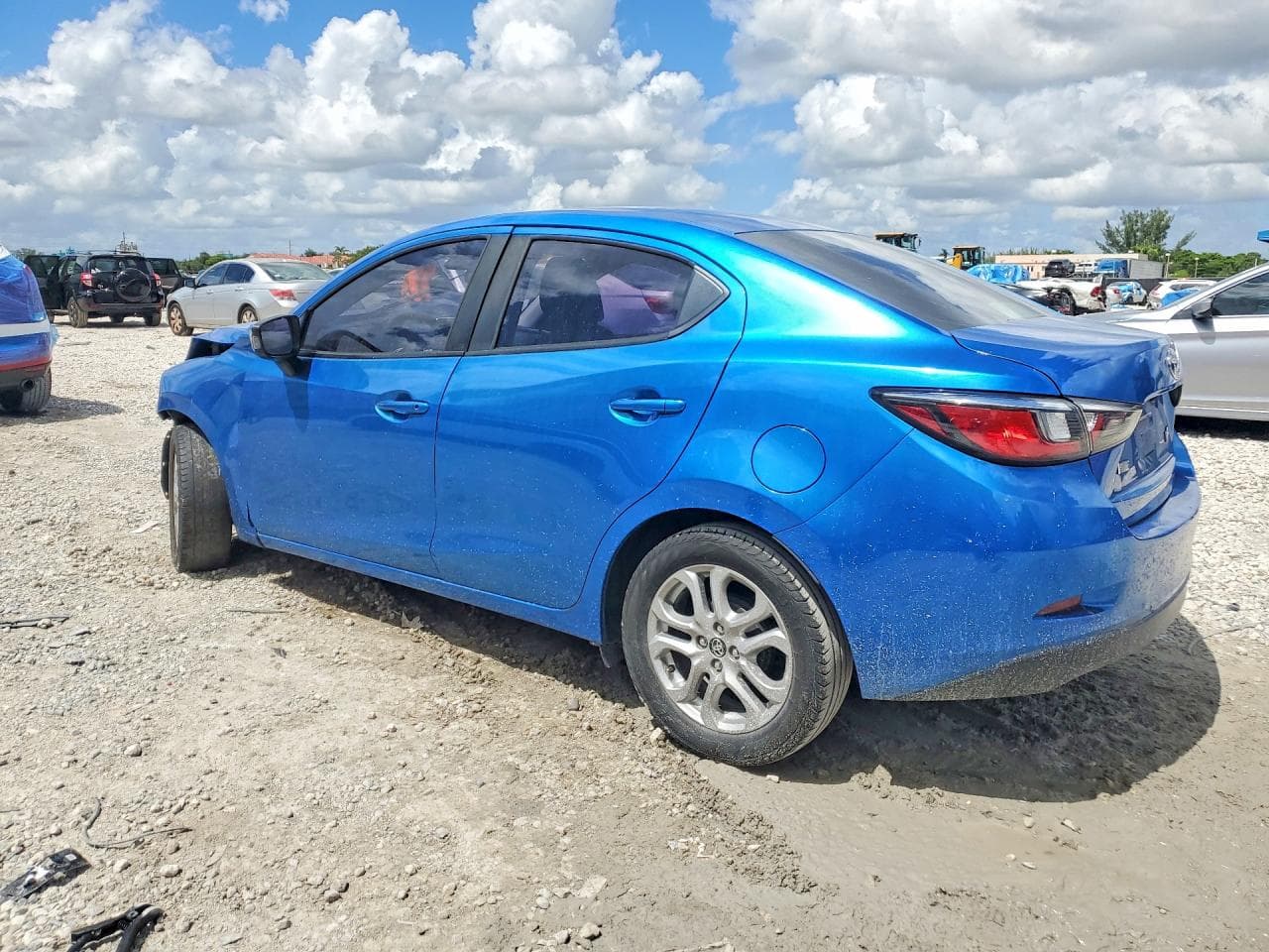 2018 Toyota Yaris Ia Base - foto 2